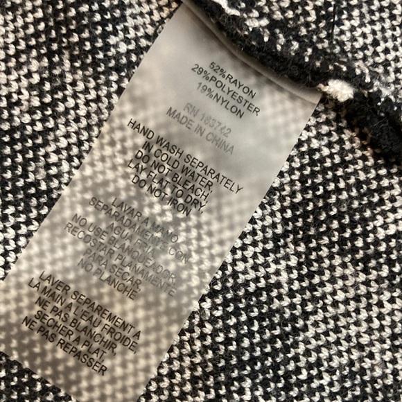 NWT Sioni Fringe Jacket/knit sweater - Picture 5 of 9